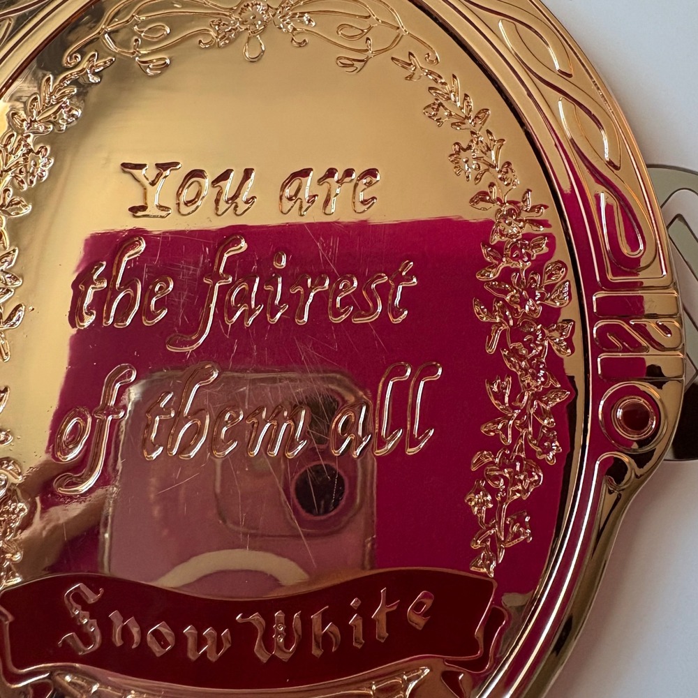Besame RARE Disney SnowWhite Hand Mirror Gld Tone Fairest of All-A few scratches - Picture 6 of 6